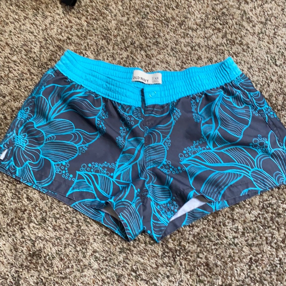 3/$15 Swim shorts from old navy size xs